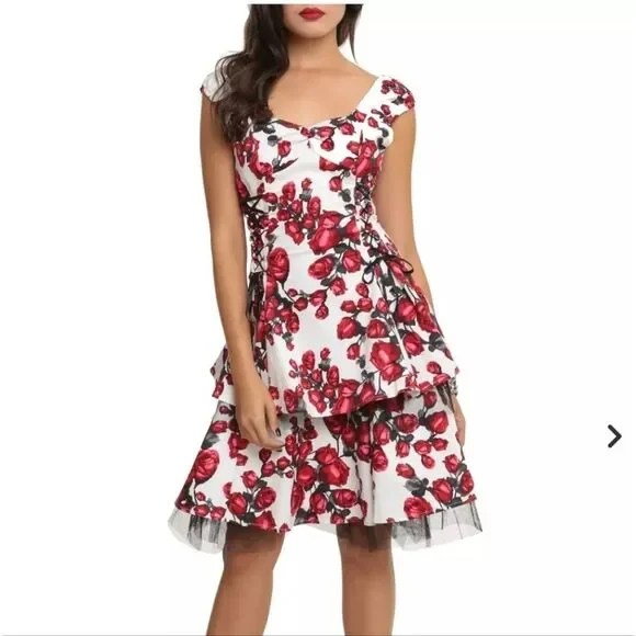 Hearts & Roses Ruffle Tiered Dress Curset Tie - Picture 1 of 13